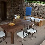 Nyaraló Biodammuso